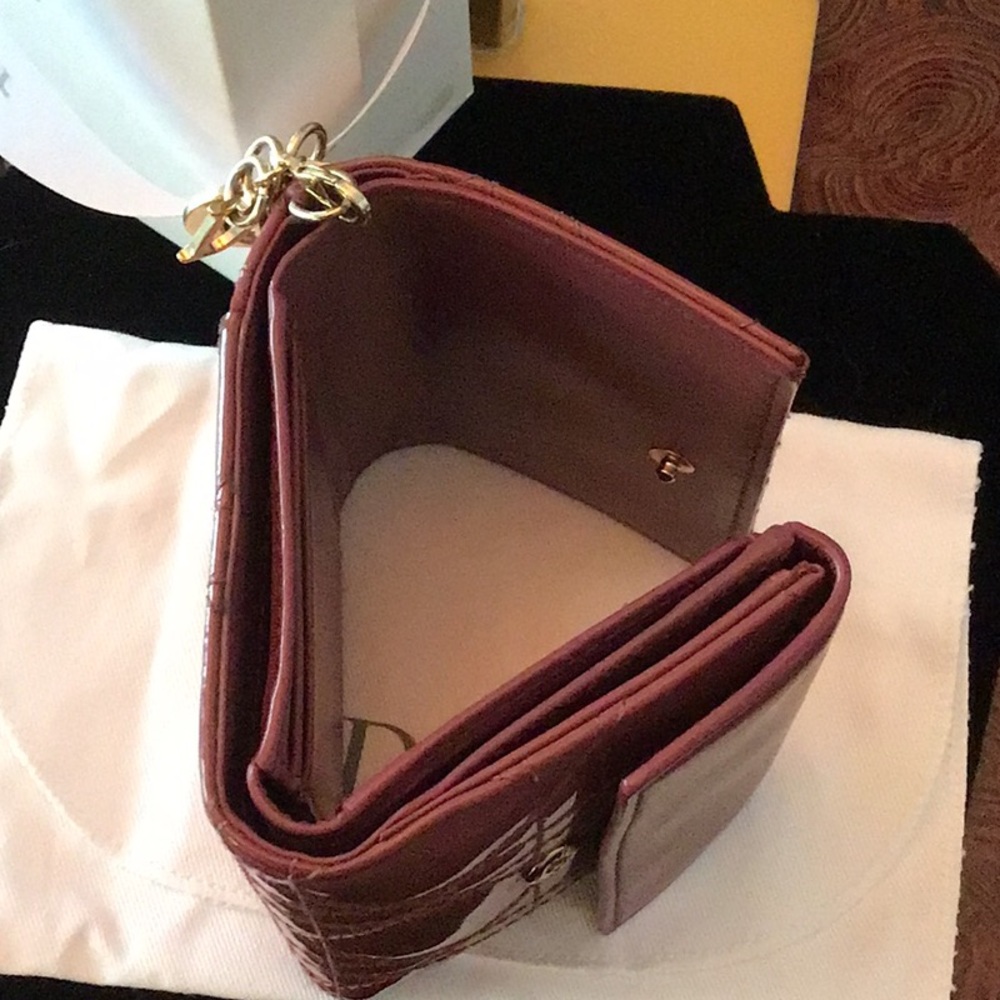 Authentic Lady Dior Lotus Trifold Patent Leather Compact Folding Wallet with COA - Picture 9 of 10